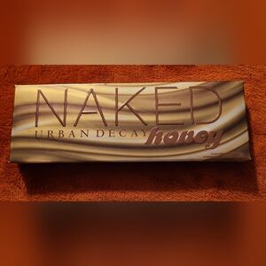 Urban Decay Naked Honey Eyeshadow Palette 12 Shades w/ Brush NEW